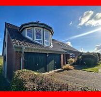 Architektenhaus mit Weitblick - 325.000,00 EUR Kaufpreis, ca.  350,00 m² Wohnfläche in Bad Salzdetfurth (PLZ: 31162)