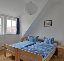 (EF0975_M) Erfurt: Altstadt, ruhiges City-Apartment nahe dem Wenigemarkt, PKW-Stellplatz im Innenhof und WLAN