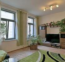 (EF0629_M) Erfurt: Altstadt, möbliertes 2-Zimmer-Apartment mit Gäste-WC direkt in der City, TG-Stellplatz, WLAN, Service