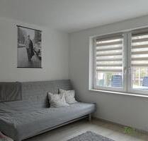 (EF0294_M) Gotha: Dachwig, modern möbliertes Apartment mit Terrasse in ruhiger Wohnlage, an Wochenendheimfahrer