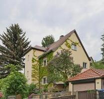 (EF0920_M) Dresden: Briesnitz, möbliertes Dachgeschoss-Apartment über 2 Etagen, Linoleumböden, echter Kamin, WLAN