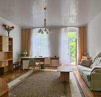 (EF1285_M) Dresden: Plauen, preiswerte möblierte Wohnung mit 2 Schlafzimmern und Veranda