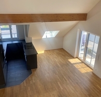 Seniorengerechte, große, neuwertige 2,5-Zi.-Maisonette in Krumbach - mit Aufzug u. TG-Stellplatz