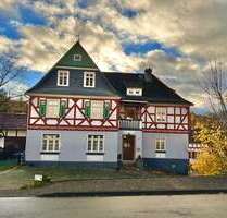 Haus zum Kaufen in Hatzfeld 249.000,00 € 192.94 m²