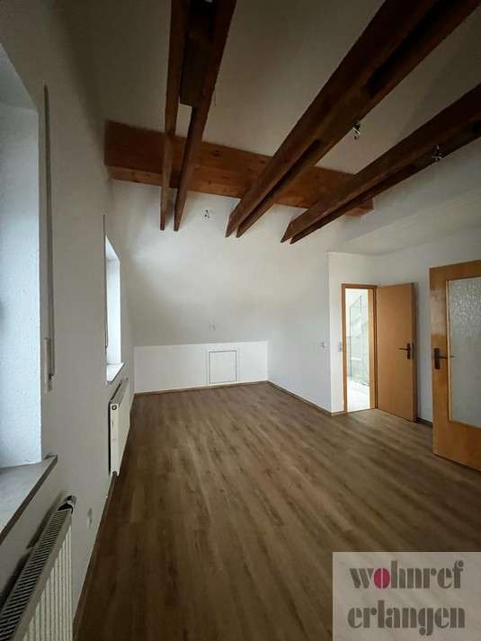 Haus zum Mieten in Erlangen 2.300,00 € 150 m²