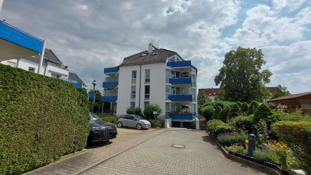Wohnung zum Mieten in Königsbrunn 400,00 € 30.97 m²
