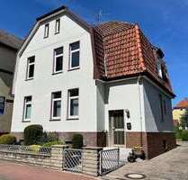 Haus zum Kaufen in Wunstorf 290.000,00 € 180 m²