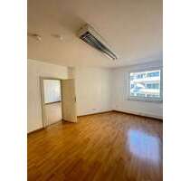 Büro in Wiesbaden 800,00 € 100 m²