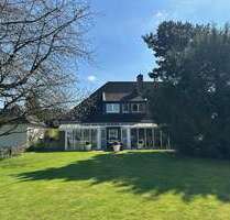 Haus zum Kaufen in Krefeld 980.000,00 € 348 m²