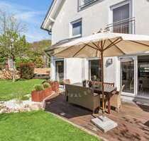 Haus zum Kaufen in Kelkheim (Taunus) 995.000,00 € 213.84 m²