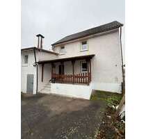 Haus zum Kaufen in Grünberg 220.000,00 € 136 m²