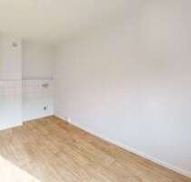 Wohnung zum Mieten in Halle 210,00 € 24.26 m²