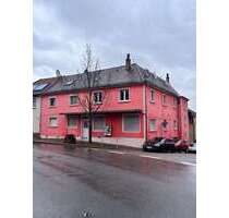 Haus zum Kaufen in Pfinztal-Berghausen 449.000,00 € 400 m²