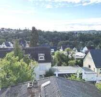 Haus zum Kaufen in Wiesbaden 1.100.000,00 € 193 m²
