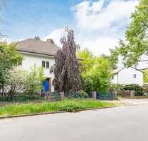 Haus zum Kaufen in Berlin - Schlachtensee 2.400.000,00 € 265.25 m²
