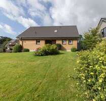 Haus zum Kaufen in Boren 375.000,00 € 174 m²