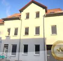 Haus zum Mieten in Zwenkau 1.780,00 € 230 m²