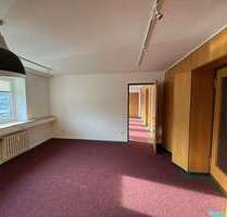 Büro in Krefeld 405,00 € 25 m² - 405,00 EUR Kaltmiete, ca.  25,00 m² in Krefeld (PLZ: 47799)