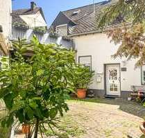 Haus zum Kaufen in Thür 369.000,00 € 235 m²