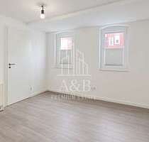 Haus zum Kaufen in Großkarlbach 599.000,00 € 300 m²