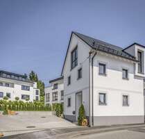 Haus zum Mieten in Taunusstein 2.500,00 € 174.28 m²