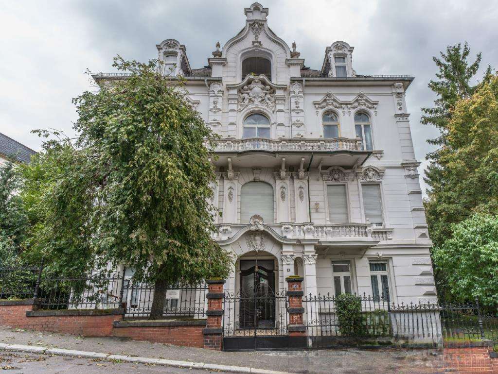Wohnung zum Kaufen in Wiesbaden 438.000,00 € 85.51 m²