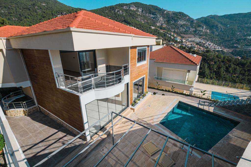 Wohnung zum Kaufen in Tepe 475.000,00 € 240 m²