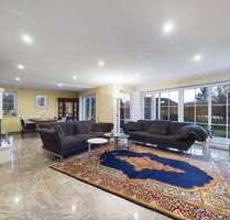 Haus zum Kaufen in Oberhausen 1.249.000,00 € 238 m²