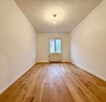 Wohnung zum Kaufen in Nürnberg Rennweg 369.000,00 € 107.8 m²