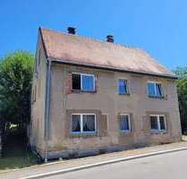 Haus zum Kaufen in TettauSchönberg 79.000,00 € 122 m² - Tettau/Schönberg