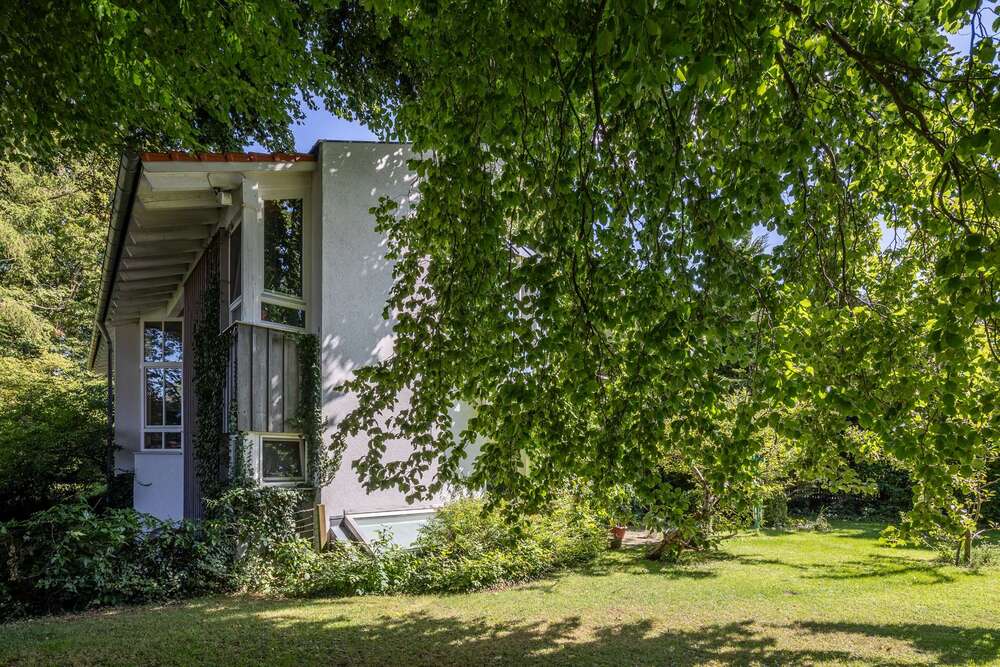 Grundstück zu verkaufen in Oberhaching 1.800.000,00 € 631 m²