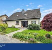 Haus zum Kaufen in Lage 330.000,00 € 175 m²