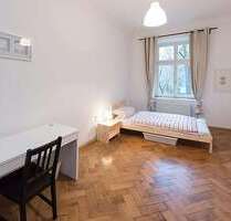 WG-Zimmer in München 875,00 € 16 m²