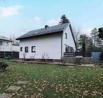 Haus zum Kaufen in Feucht 575.999,00 € 143.08 m²