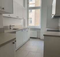 Wohnung zum Mieten in Berlin 2.200,00 € 122.86 m²