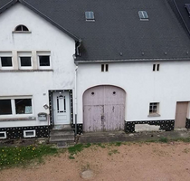 Haus zum Kaufen in Gusenburg 90.000,00 € 135 m²