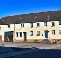 Haus zum Kaufen in Kinderbeuern 249.000,00 € 285 m²