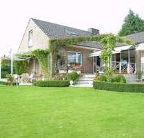 Haus zum Kaufen in Mönchengladbach Rheindahlen 599.000,00 € 187 m² - Mönchengladbach / Rheindahlen