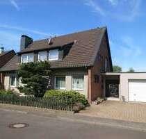 Haus zum Kaufen in Dormagen 570.000,00 € 200 m²