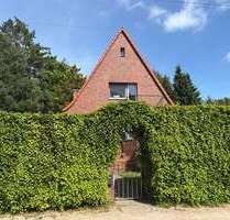 Haus zum Mieten in Hamburg-Wellingsbüttel 2.350,00 € 115 m²