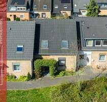 Haus zum Kaufen in Düsseldorf 390.000,00 € 93.55 m²
