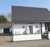 Haus zum Kaufen in Düsseldorf 2.100.000,00 € 120 m²