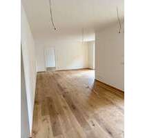 Wohnung zum Mieten in Halle 1.039,50 € 77 m²