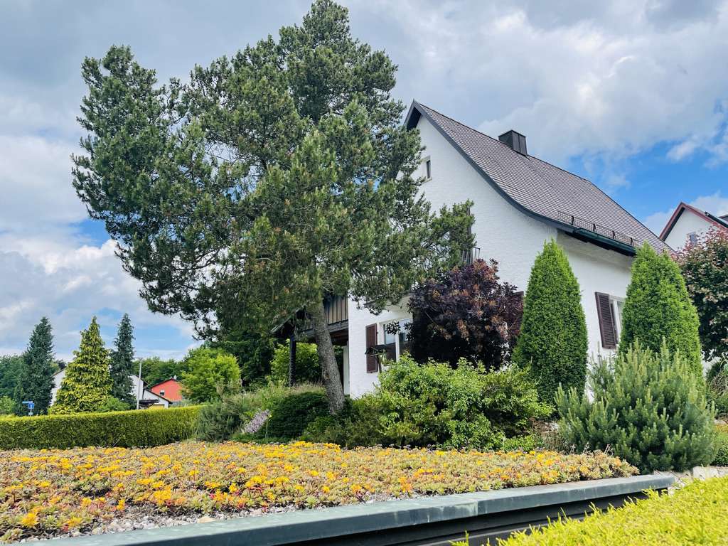 Haus zum Mieten in Hirschau 1.700,00 € 148 m²
