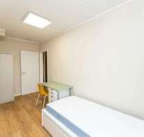 WG-Zimmer in Berlin 820,00 € 10.8 m²