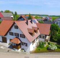 Haus zum Kaufen in Kirchheim am Ries Dirgenheim 398.000,00 € 250 m² - Kirchheim am Ries / Dirgenheim