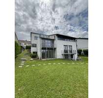 Haus zum Mieten in Besigheim 2.700,00 € 270 m²