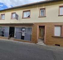 Haus zum Kaufen in Enkenbach-Alsenborn 280.000,00 € 200 m²