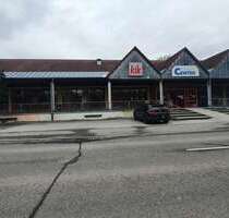 Einzelhandel in Schneeberg 988,00 € 260.8 m²