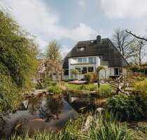 Haus zum Kaufen in Bad Schwartau 1.264.000,00 € 323.8 m²